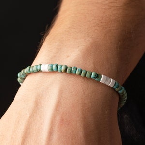 Green Miyuki Beaded Bracelet: Howlite Healing Stone, Minimalist Unisex Jewelry