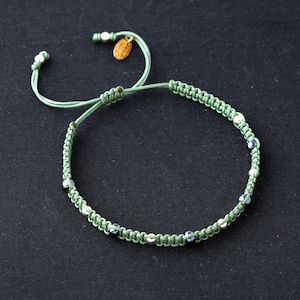 Miyuki-kralen macraméarmband: groene gevlochten sieraden
