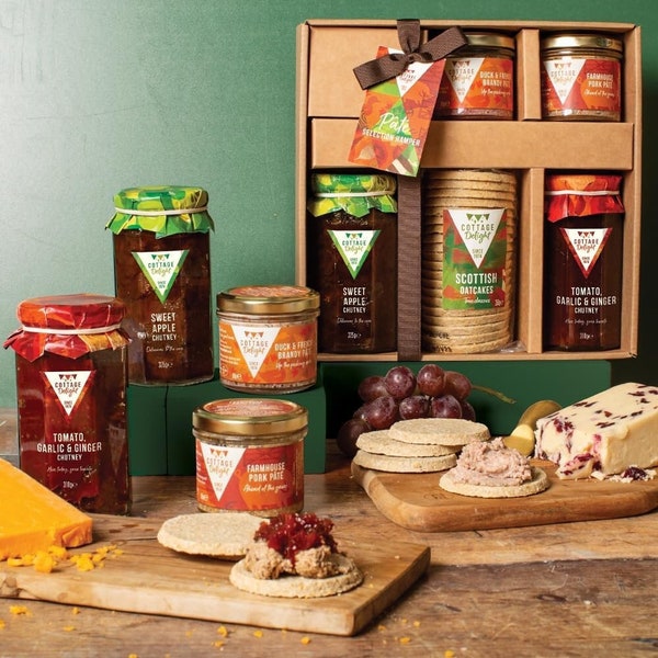 Cottage Delight The Pate Selection Hamper - A Special Savoury Selection Perfect for Pate Lovers - Savoury Biscuits, Pates & Chutneys