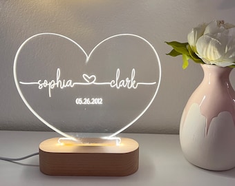 Luz nocturna personalizada como regalo del día de San Valentín - Regalo de aniversario - Regalo romántico para pareja - Regalo para él - Nombres y fecha - Regalo de compromiso