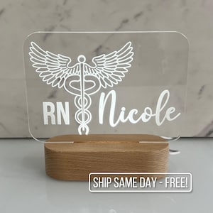 Nurse Personalized Night light. Caduceus Doctor gift. Custom Night light for medical personnel. Nurse Appreciation Day Gift.