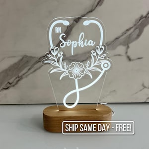 Nurse Personalized Night light. Caduceus Doctor gift. Custom Night light for medical personnel. Nurse Appreciation Day Gift. Stethoscope