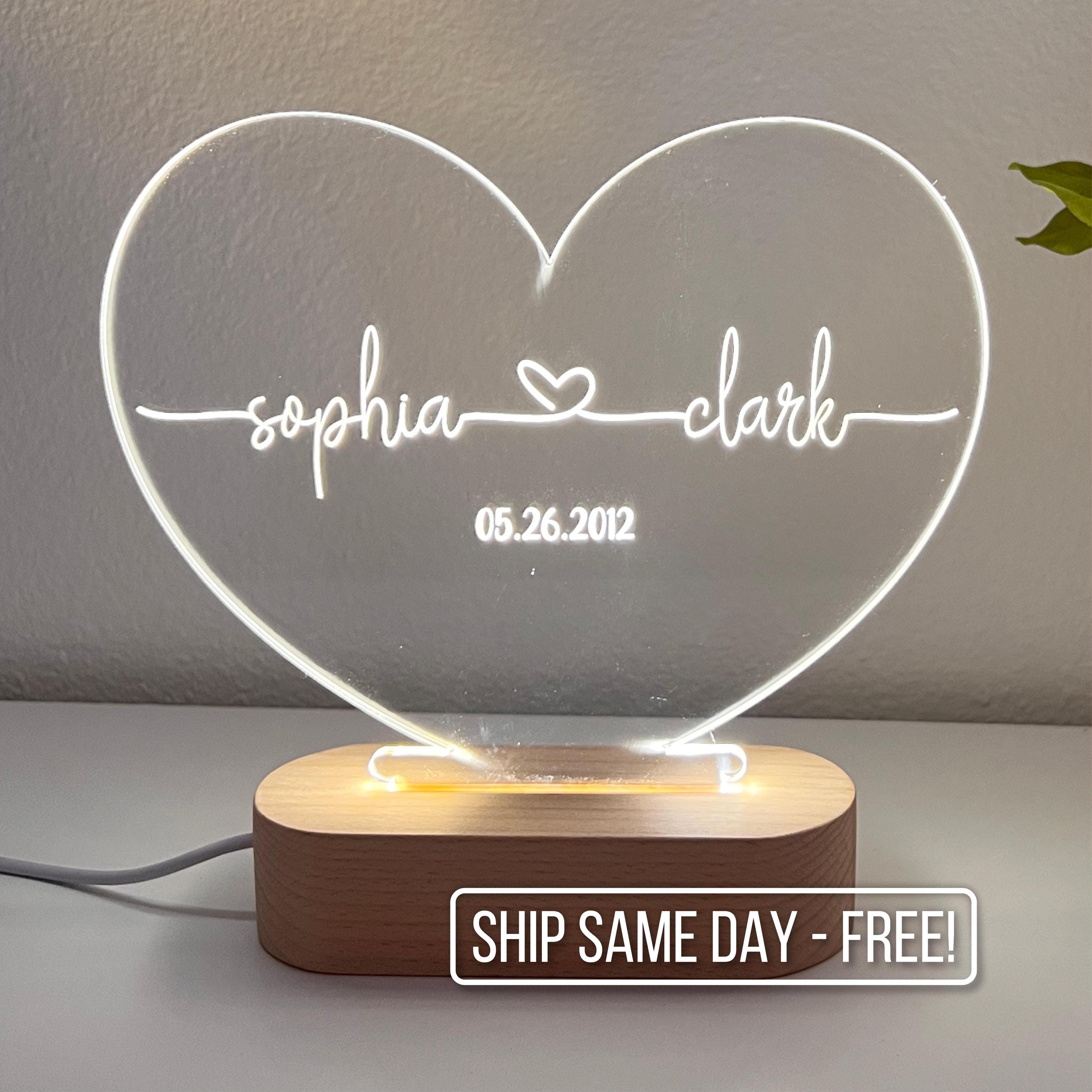 Custom Night Light as Valentines Day Gift - Anniversary gift - Romantic gift for couple - Gift for Him - Names And Date - Engagement Gift