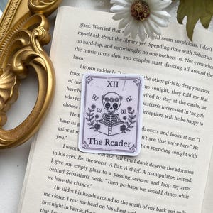 Tarot card the reader | book sticker | booklover | stickers for readers | bookish things