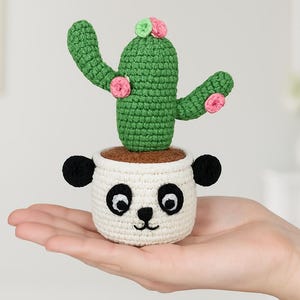Kaktus im Panda Topf Amigurumi Muster - Süsse Sukkulente PDF - Kein Wasserpflanzen Spielzeug - Handmade Home Decor - Spaß DIY Plüsch