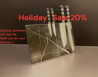 Magnetic marble knife block made of black Nero Marquina marble