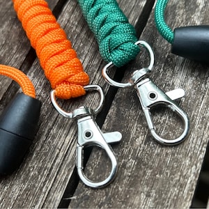 Breakaway Lanyard with Swivel Clasp - A Great Christmas Gift, Secret Santa, Gift for Teachers, Nurses, Doctors, Dog Lovers. Fun Colours!