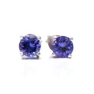 Tanzanite Gemstone Earrings Stud Earrings 925 Silver Earrings Blue Gemstone Earrings Birthstone Earring Tanzanite Jewelry Minimalist Earring