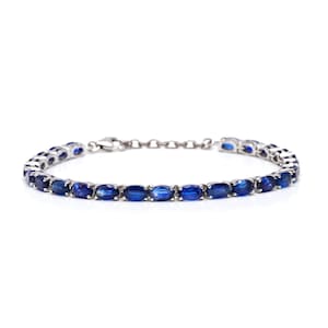 Kyanite Gemstone Bracelet Cabochon Bracelet 925 Sterling Silver Bracelet Blue Gemstone Bracelet Dainty Bracelet Oval Gemstone Bracelet
