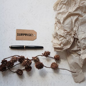 Geschenkanhänger "SURPRISE" - Valentinstag - Geburtstag
