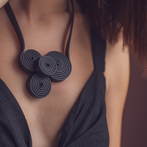 Black  Rubber Necklace for Her / Unusual Necklace / Modern Jewelry for Women / Circle Necklace