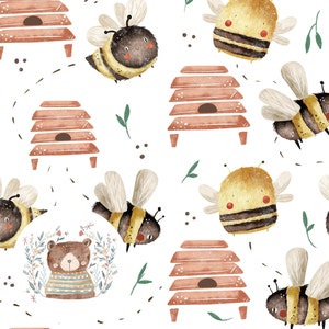 Könnte beinhalten: Ein skurriles Muster mit Cartoon-Bienen mit gelben und schwarzen Streifen, die um braune Bienenstöcke und grüne Blätter auf weißem Hintergrund fliegen. Ein niedlicher Bär mit gestreiftem Hemd ist ebenfalls in einem Blumenkranz abgebildet.
