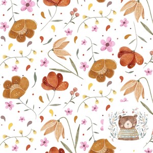 Może przedstawiać: Wzór bez szwów z brązowymi, pomarańczowymi i różowymi kwiatami z brązowym niedźwiedziem w pasiastych ubraniach w środku.