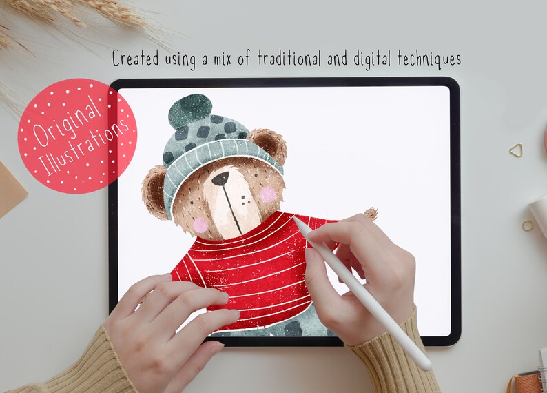 Puede incluir: Una ilustraci&oacute;n digital de un oso marr&oacute;n que lleva un gorro azul y blanco con lunares y un jersey rojo y blanco a rayas. El oso se est&aacute; dibujando en una tableta digital con un l&aacute;piz.