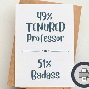 Badass Tenured Professor | Druckbare digitale Grußkarte | Herzlichen Glückwunsch zur Anstellung | Lustige Professorenkarte