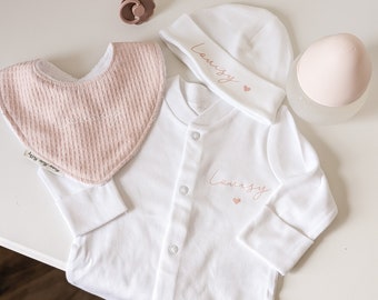 Pyjama et bonnet bébé personnalisés