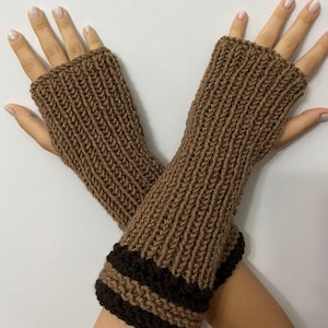 Outlander Fingerless Gloves – Mrs. Fitz Inspired Knit Mittens – Scottish Highland Winter Hand WarmersHand Knit Highland Inspired Gift