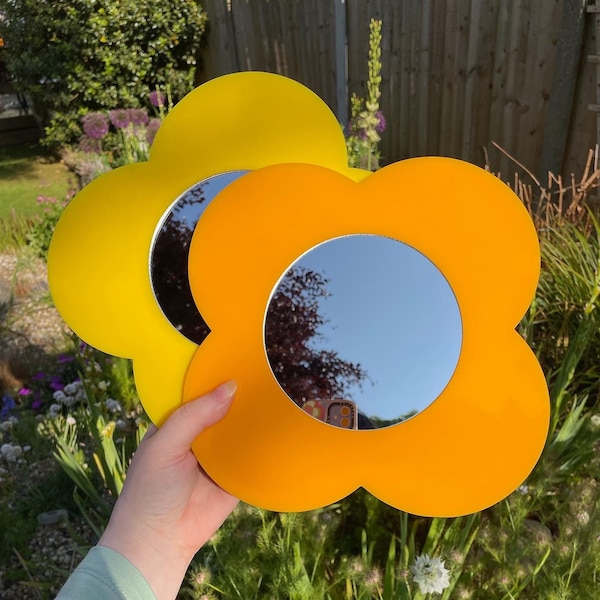 60s 70s RETRO FLOWER MIRROR - Acrylic 'Dottie' Flower Mirror Wall Hanging - Mid Century Modern Vintage inspired Homeware