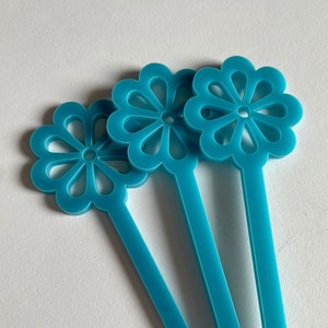 COCKTAIL DRINK STIRRERS - 'Flora' Flower - Retro Acrylic 60s 70s Vintage Inspired Colourful Unique Party Barware