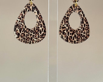 Leopard Teardrop Hoop Earrings – Retro 50s 60s Dangles | Lightweight Statement Earrings | Vintage Inspired Gift