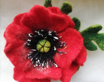 Red felt wool poppy pin /Memorial day flower/ Felted flower brooch /felt womens brooches /100% wool