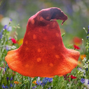 Handmade Wool Felt Mushroom Hat: Whimsical Sauna & Costume