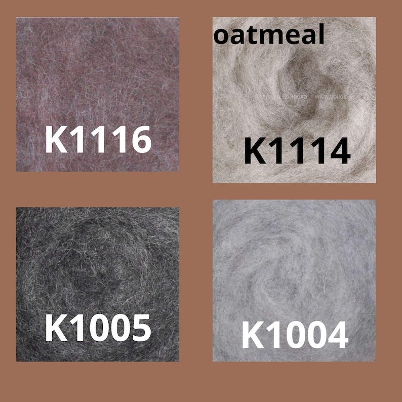 Puede incluir: Cuatro muestras cuadradas de material de fibra difusa dispuestas en una cuadr&iacute;cula. Arriba a la izquierda es malva oscuro etiquetado K1116. Arriba a la derecha es beige claro etiquetado oatmeal K1114. Abajo a la izquierda es carb&oacute;n oscuro etiquetado K1005. Abajo a la derecha es gris claro etiquetado K1004.