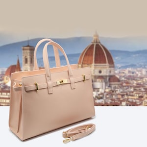 Italian Handmade Leather Bag For Woman | Elegant Leather Tote From Florence, Made in Italy | Blush Pink Pebbled Leather Handbag