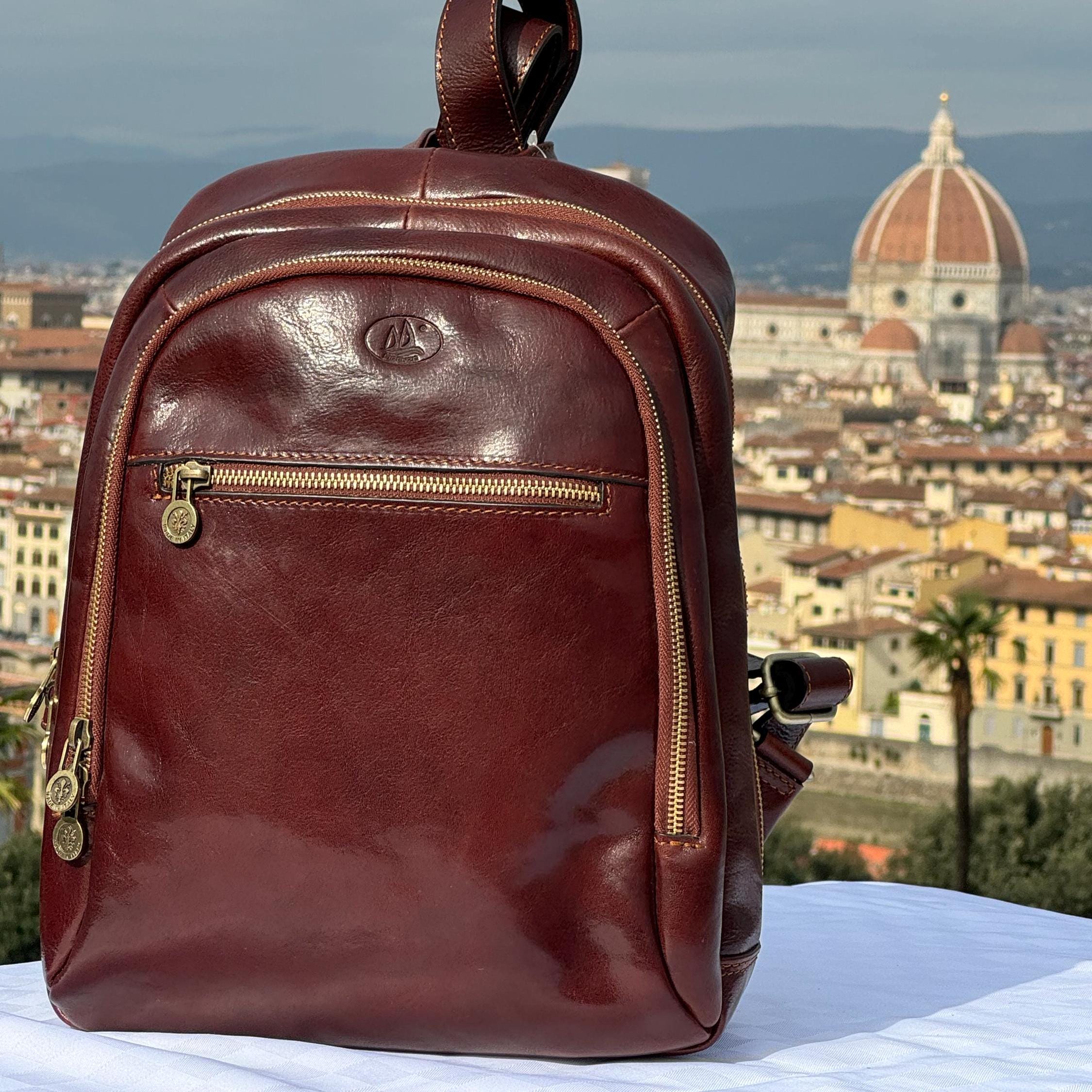 Italian Handmade Leather Backpack for Women | Elegant Brown  display picture 3
