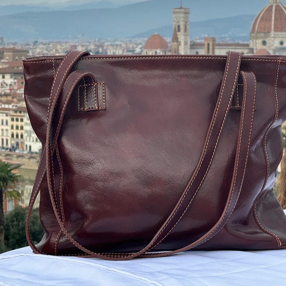 Italian Handmade Leather Bag for Women | Elegant Dark Brown  display picture 2