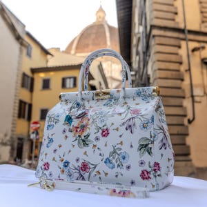 Italian Handmade Leather Bags For Women | Elegant White Floral Leather Tote Bag From Florence, Made in Italy