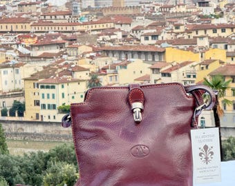 Elegant Italian Leather Crossbody Bag for Women – Compact & Stylish Genuine Leather Handbag– purse Women made in italy