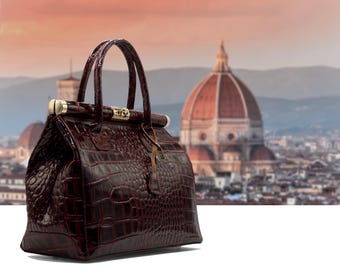 Italian Handmade Leather Bag for Women | Elegant Burgundy Croc-Embossed Tote Bag From Florence, Made in Italy
