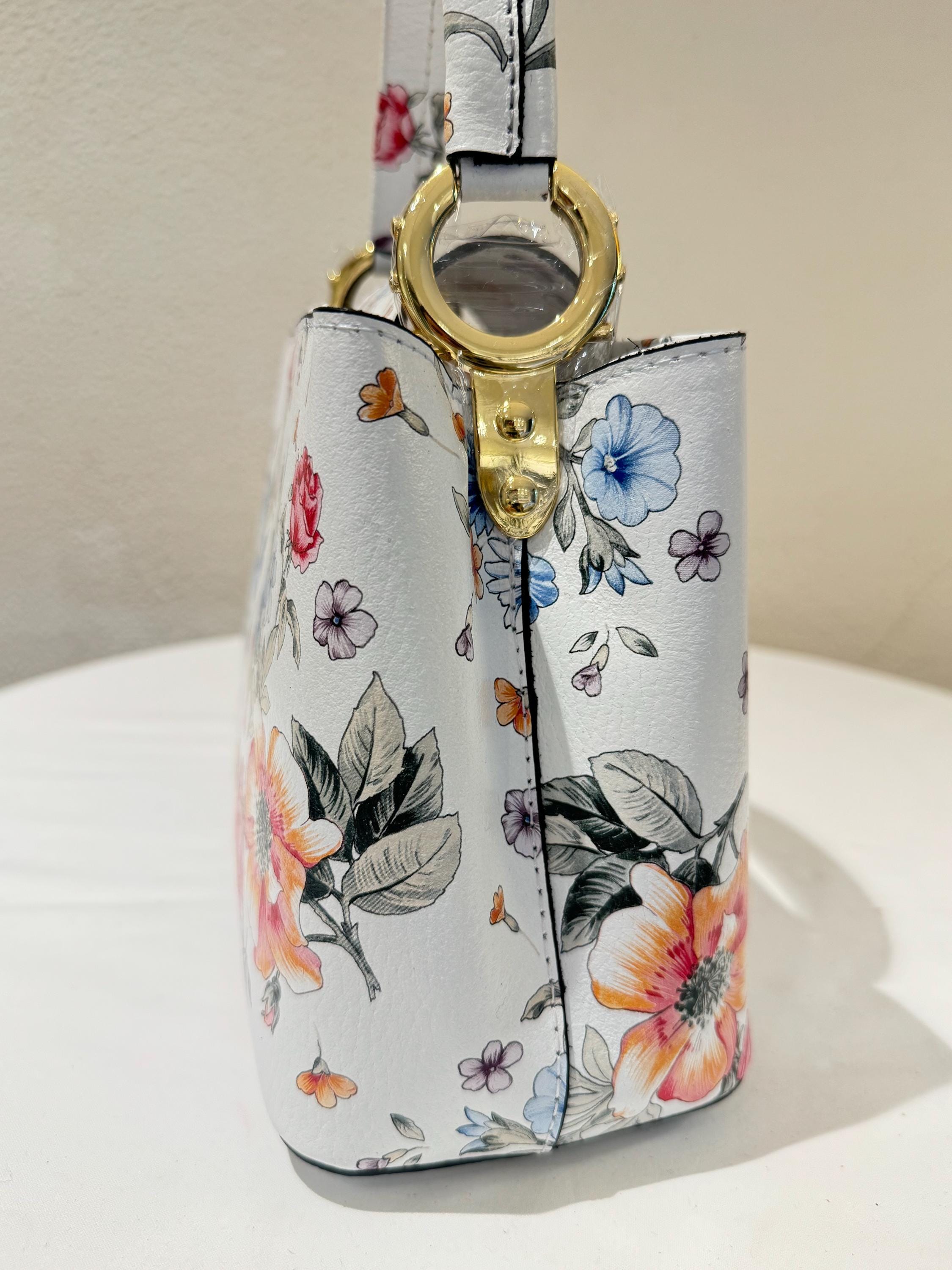 Italian Handmade Floral Leather Handbag , Elegant and  display picture 1