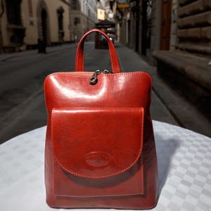 Handgemachter italienischer Lederrucksack, Roter Rucksack, Reiserucksack, made in Italy