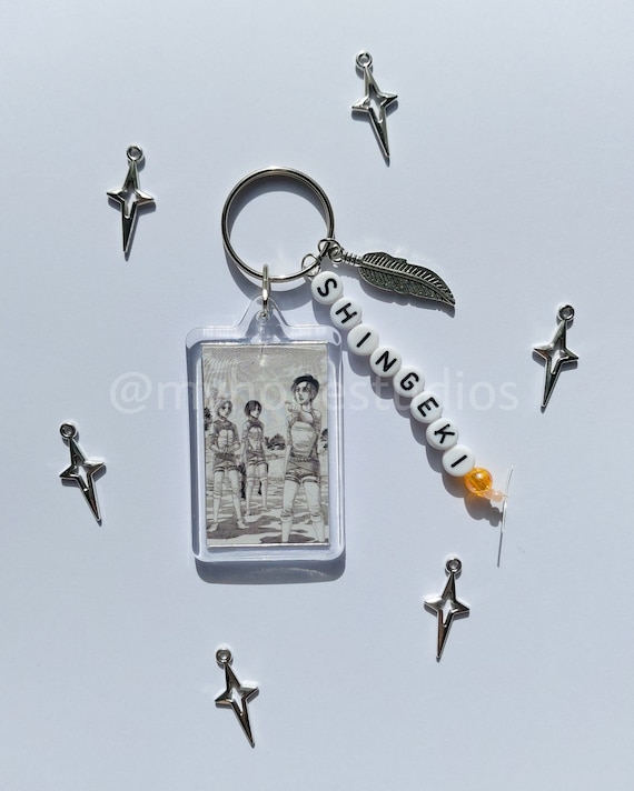 Shingeki No kyojin keychains | Anime