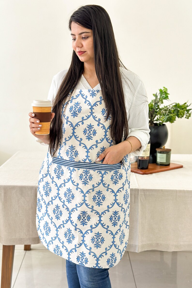 Blue White Trellis Apron for Her, Block Printed Apron, Mother's Day Gift, Birthday Gift, Christmas Gift image 2