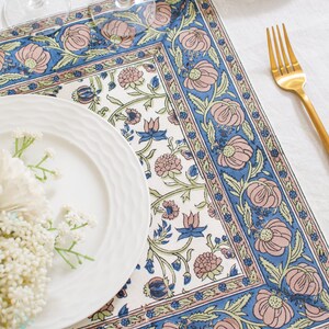 Floral Print 100% Cotton Set of 6 Placemats for Dining Table Kitchen Wedding Everyday Use Dinner Parties (14x18 inch, Blue, Block Printed) afbeelding 5