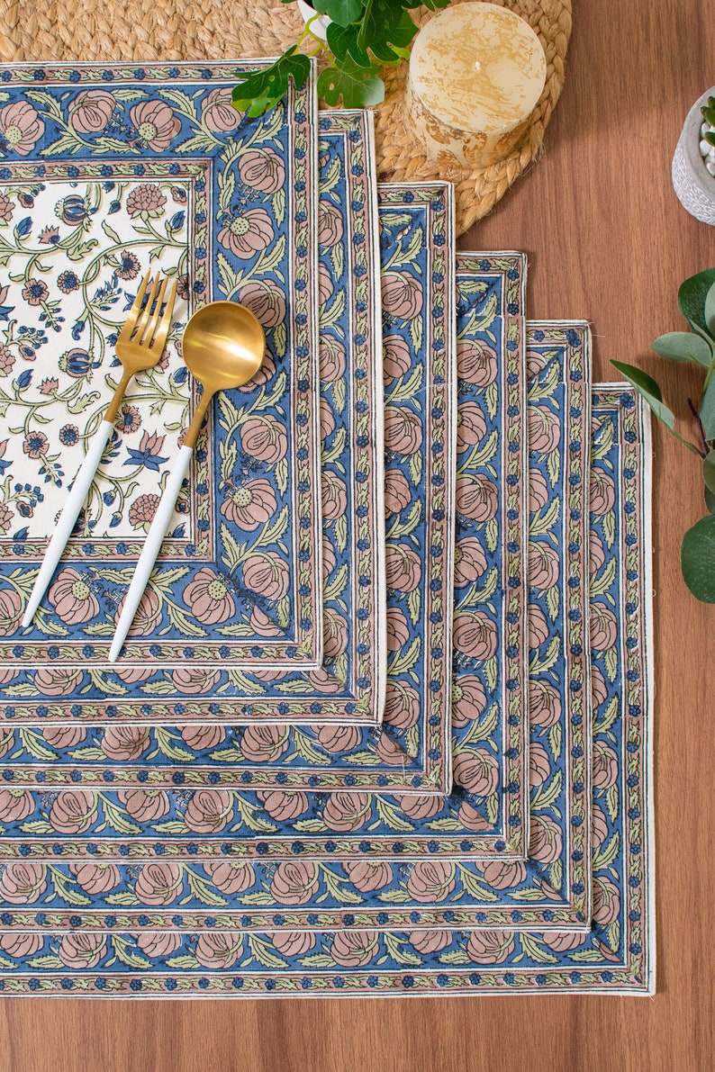 Floral Print 100% Cotton Set of 6 Placemats for Dining Table Kitchen Wedding Everyday Use Dinner Parties (14x18 inch, Blue, Block Printed) afbeelding 4