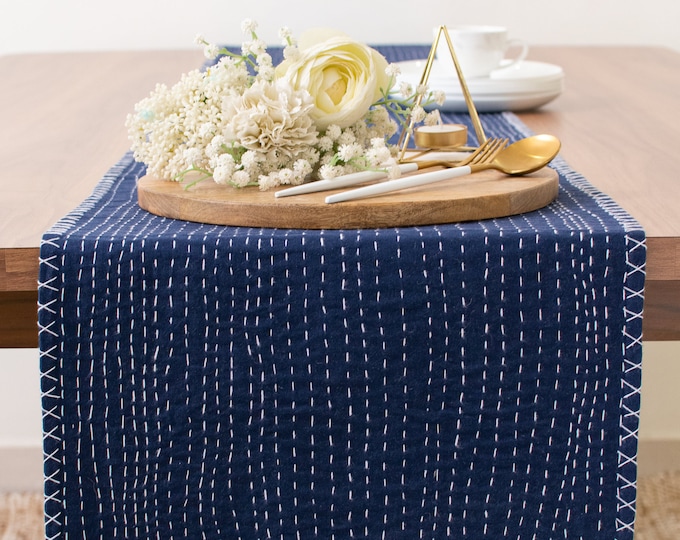 手刺繍テーブルランナー 23 x 37 - Etsy 日本