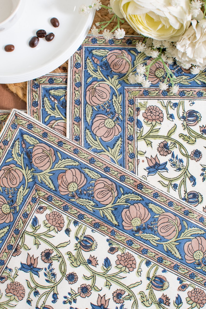 Floral Print 100% Cotton Set of 6 Placemats for Dining Table Kitchen Wedding Everyday Use Dinner Parties (14x18 inch, Blue, Block Printed) afbeelding 3