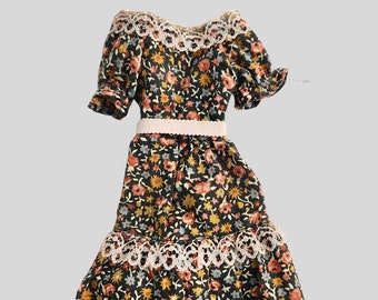 Vintage 1978 Marx Sindy Doll Flowered Dress with Lace