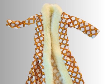 Vintage Marx Pedigree Sindy Doll 1977 Beige Coat Robe With Fur Trim