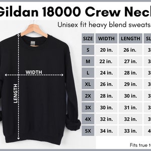 Puede incluir: Tabla de tallas para sudadera de cuello redondo Gildan 18000 negra con medidas en pulgadas para las tallas S a 5X. La tabla muestra las medidas de ancho, largo y manga.