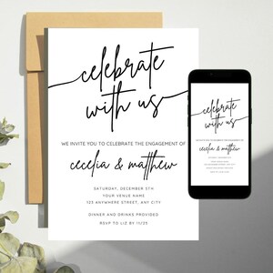 Puede incluir: Una tarjeta de invitación blanca con la inscripción negra "celebrate with us". Un smartphone muestra la misma invitación. Un sobre marrón está detrás de la tarjeta. La invitación detalla una celebración de compromiso, con fecha, hora y lugar.