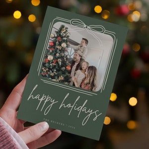 Modelo de cartão de Natal com foto de laço, Boas festas minimalista, Cartão de Natal simples, Cartão de Natal com arco boho, Modelo editável