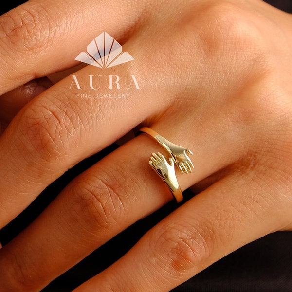 14K Gold Umarmung Ring, umarmt Hände Ring, Umarmung Goldring, Einzigartige Liebe zierliche Hand Ring, zwei Hand Goldring, einfache handgemachte Ring, Geschenk für sie