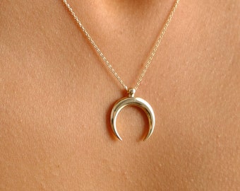 Collar de media luna de oro de 14 quilates, colgante de cuerno de oro, delicado collar de oro, collar de luna, collar de doble cuerno, regalo para ella