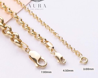 May include: Three gold chains of different lengths and thicknesses. The chains are 7.00mm, 4.50mm, and 3.00mm thick.