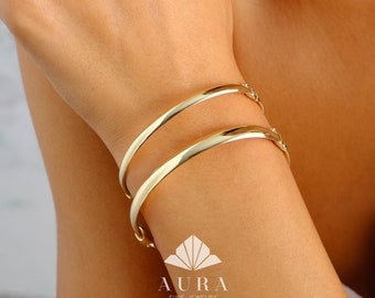 14K Gold Hinged Classic Gold Armreif, 4mm 5mm Gold Dome Armreif, breites benutzerdefiniertes Armband, personalisierte Manschette, Stapeln gravierter Armreif